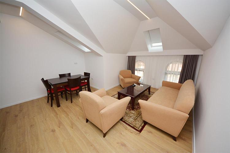 Miss Saray Apartment Sarajevo Bagian luar foto