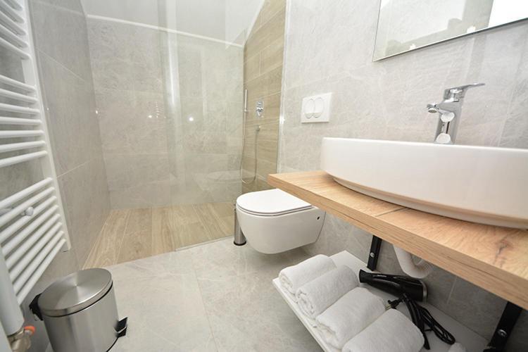 Miss Saray Apartment Sarajevo Bagian luar foto